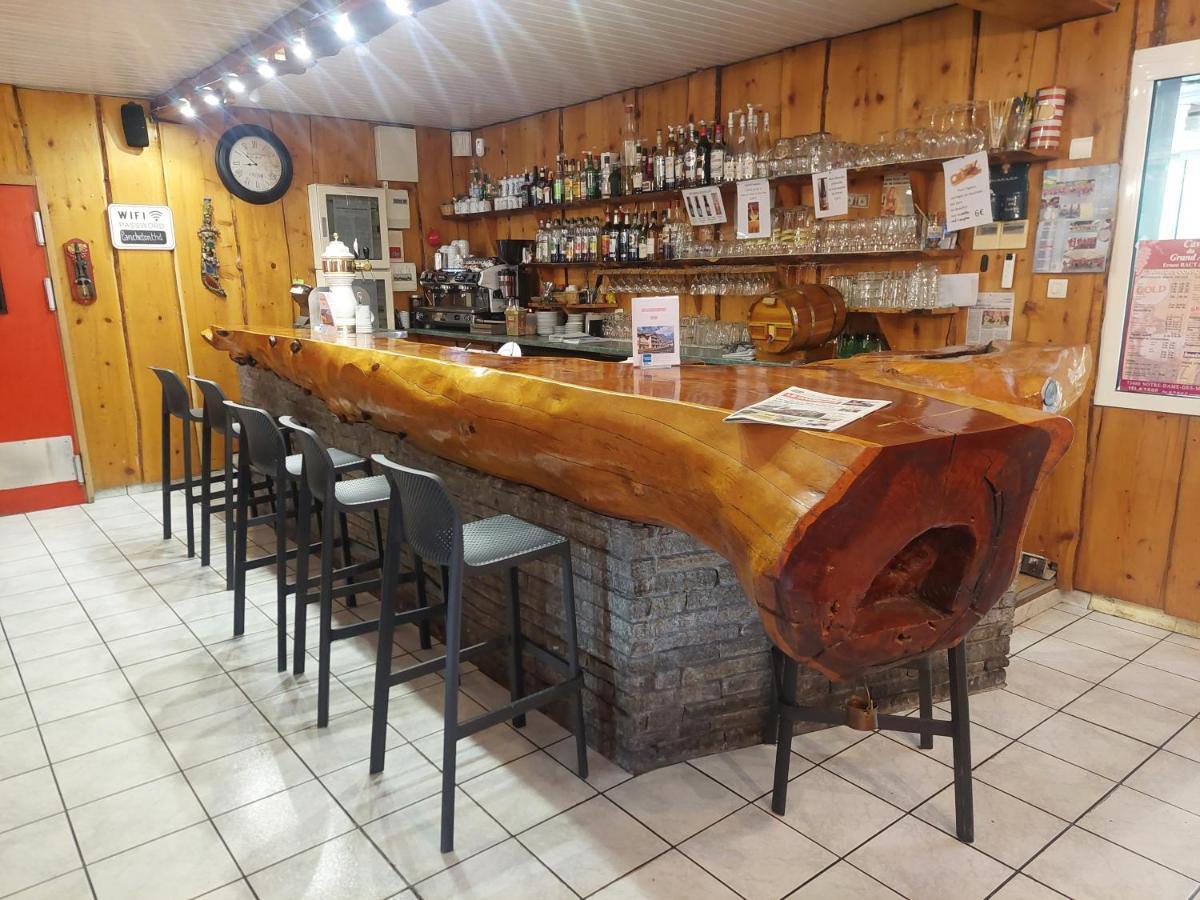 Hotel Restaurant Lancheton Saint-Julien-Mont-Denis Экстерьер фото
