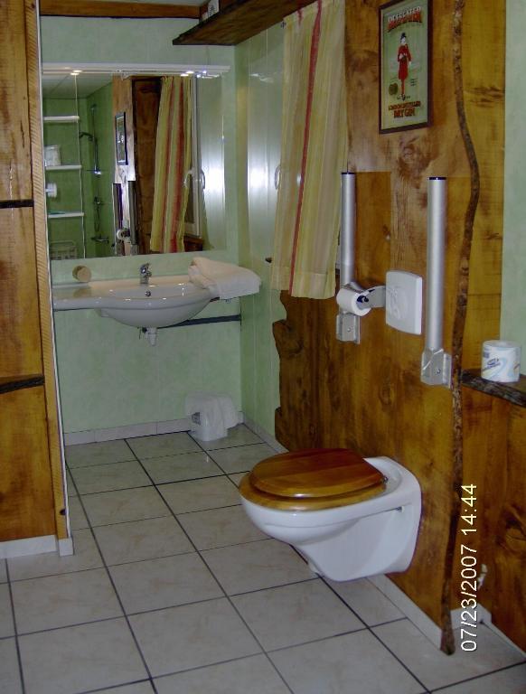 Hotel Restaurant Lancheton Saint-Julien-Mont-Denis Номер фото