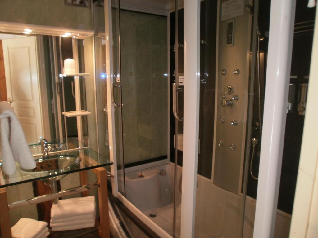 Hotel Restaurant Lancheton Saint-Julien-Mont-Denis Номер фото