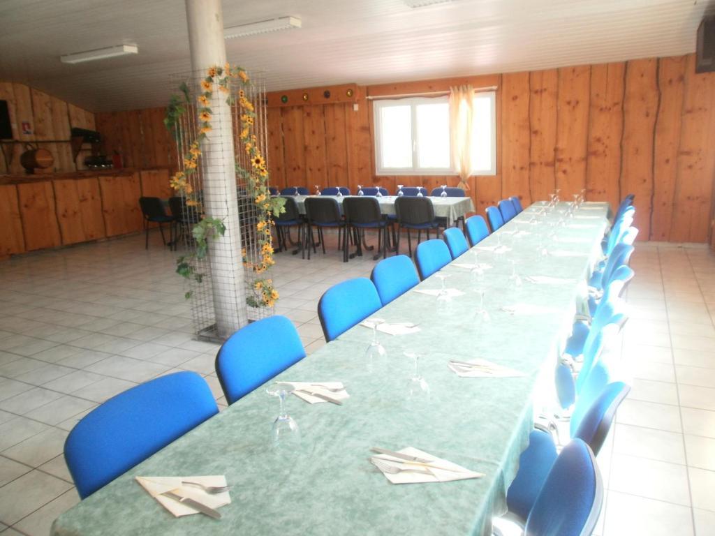 Hotel Restaurant Lancheton Saint-Julien-Mont-Denis Экстерьер фото
